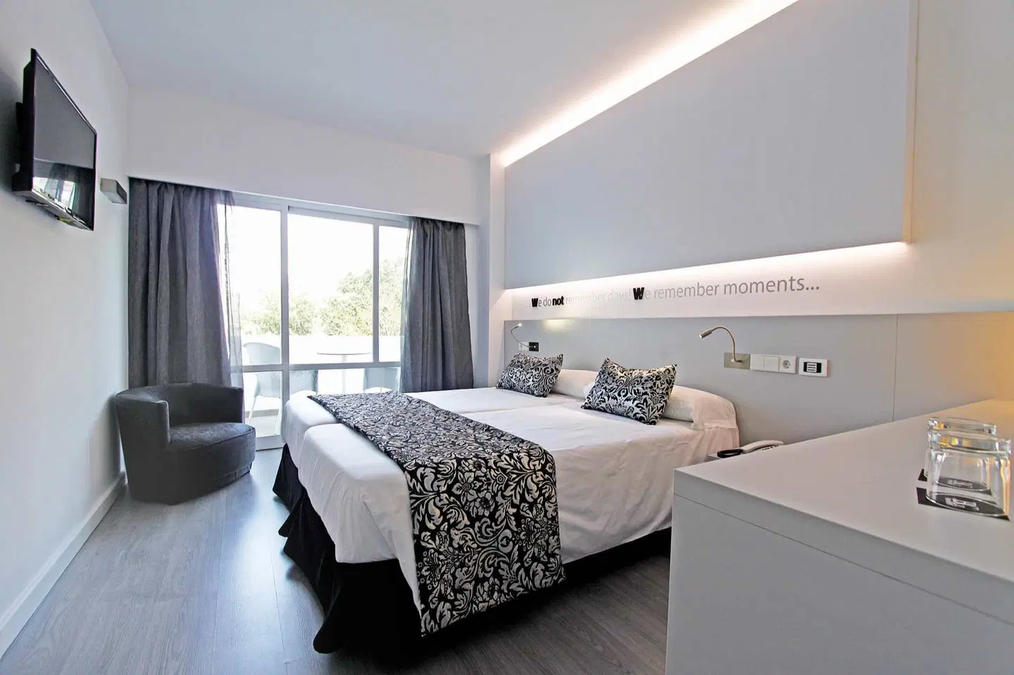BG Pamplona ROOM_EXAMPLE