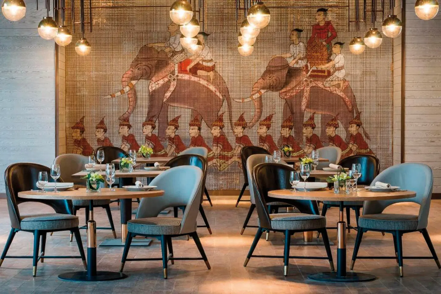 Bangkok Marriott Hotel The Surawongse Restaurant