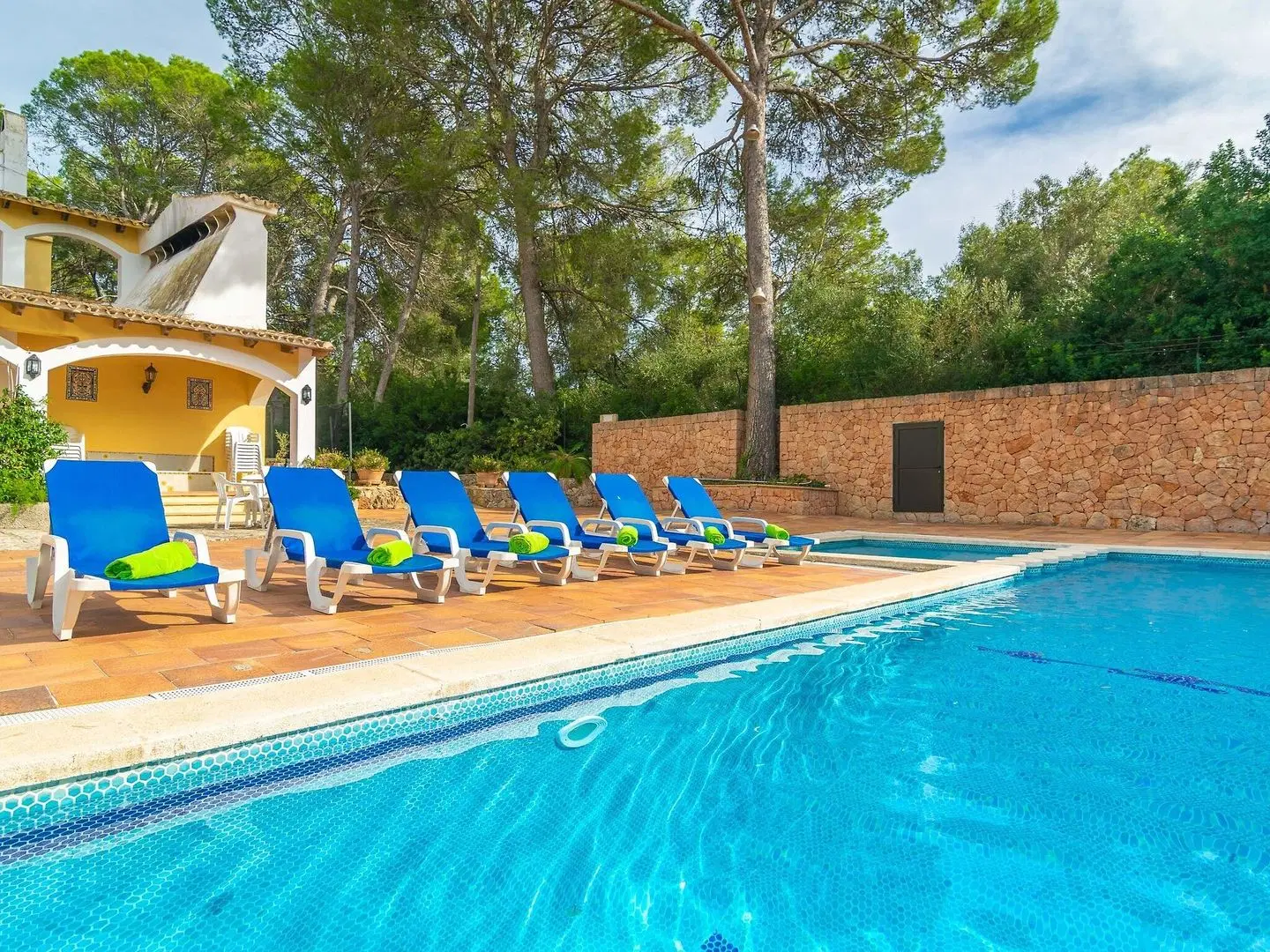 Finca Son Pou OUTDOOR_POOL