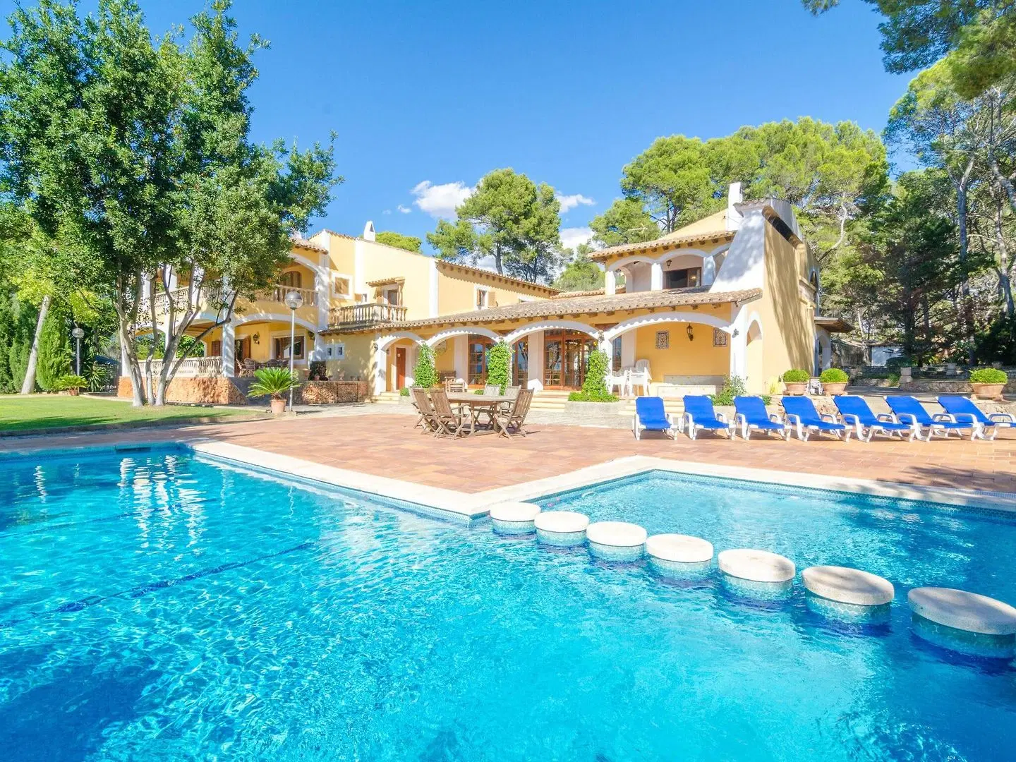 Finca Son Pou OUTDOOR_POOL