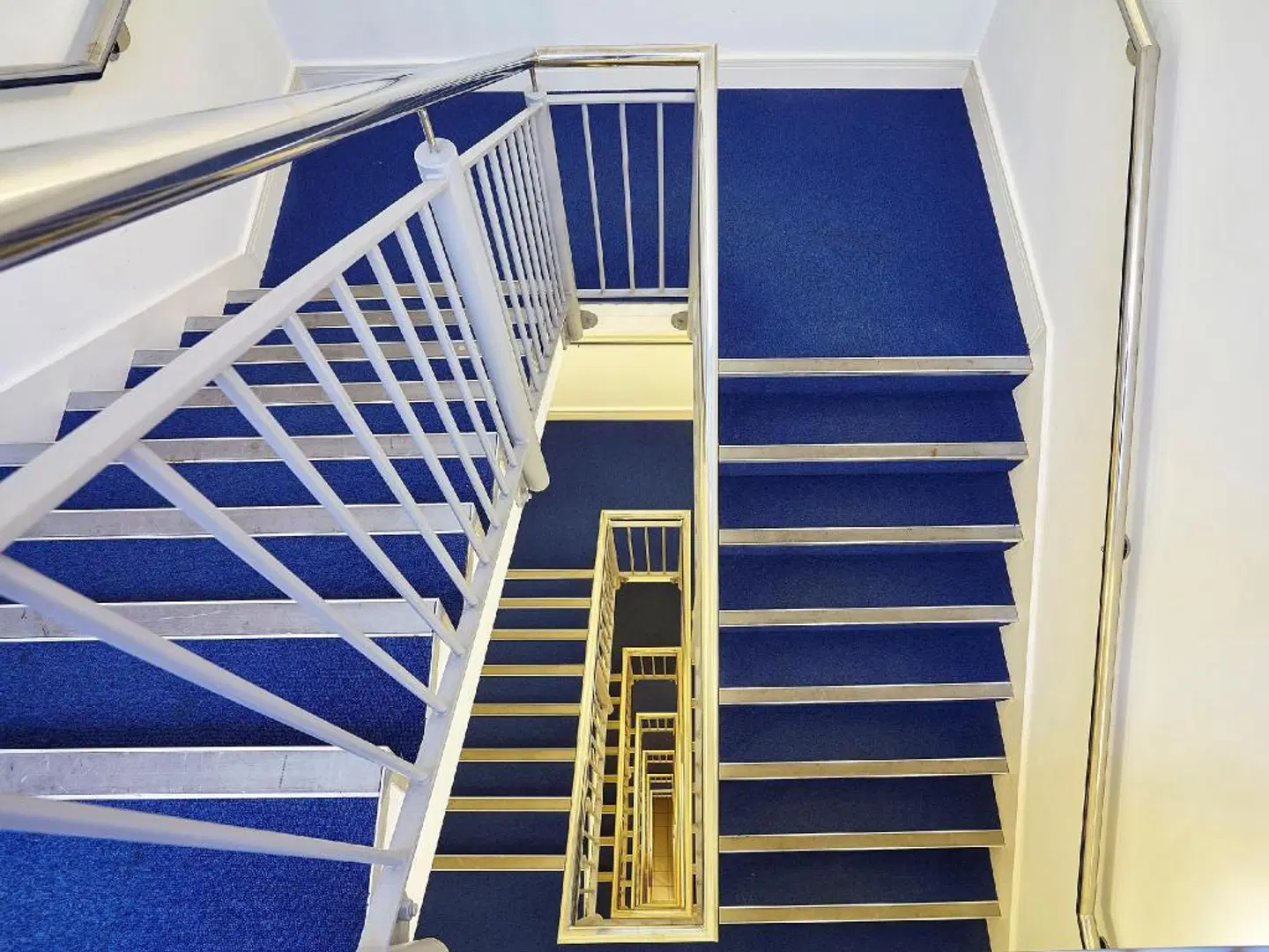 Marlin Queen Street EXTERIOR