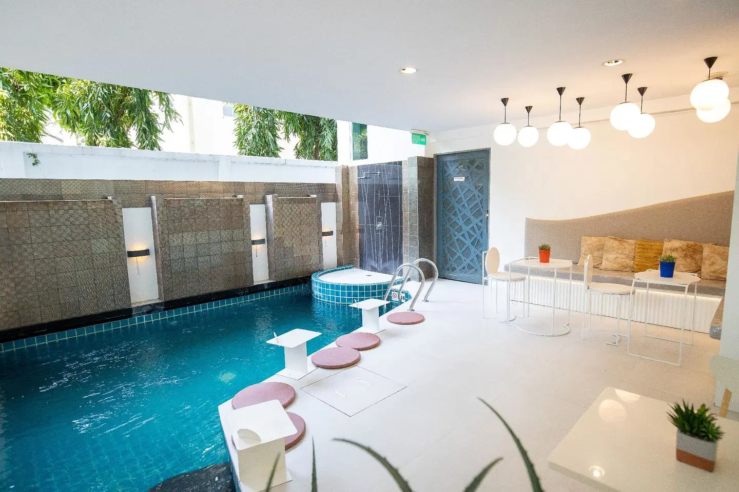 Nimman Mai Design Hotel Hallenbad