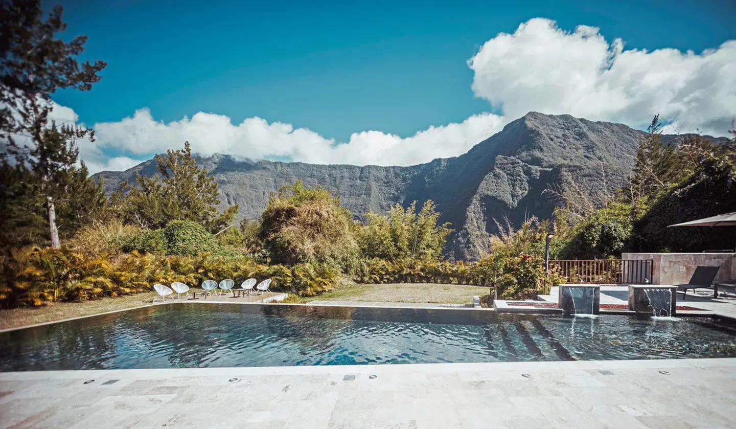 Sarana Hotel & Spa LANDSCAPE