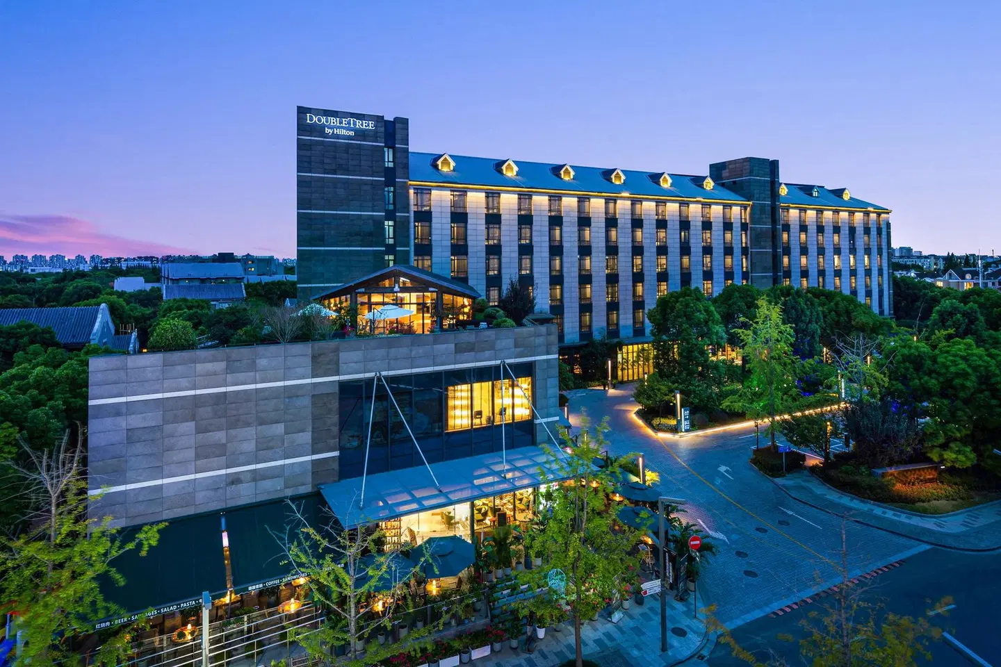 DoubleTree by Hilton Shanghai Hongqiao EXTERIOR