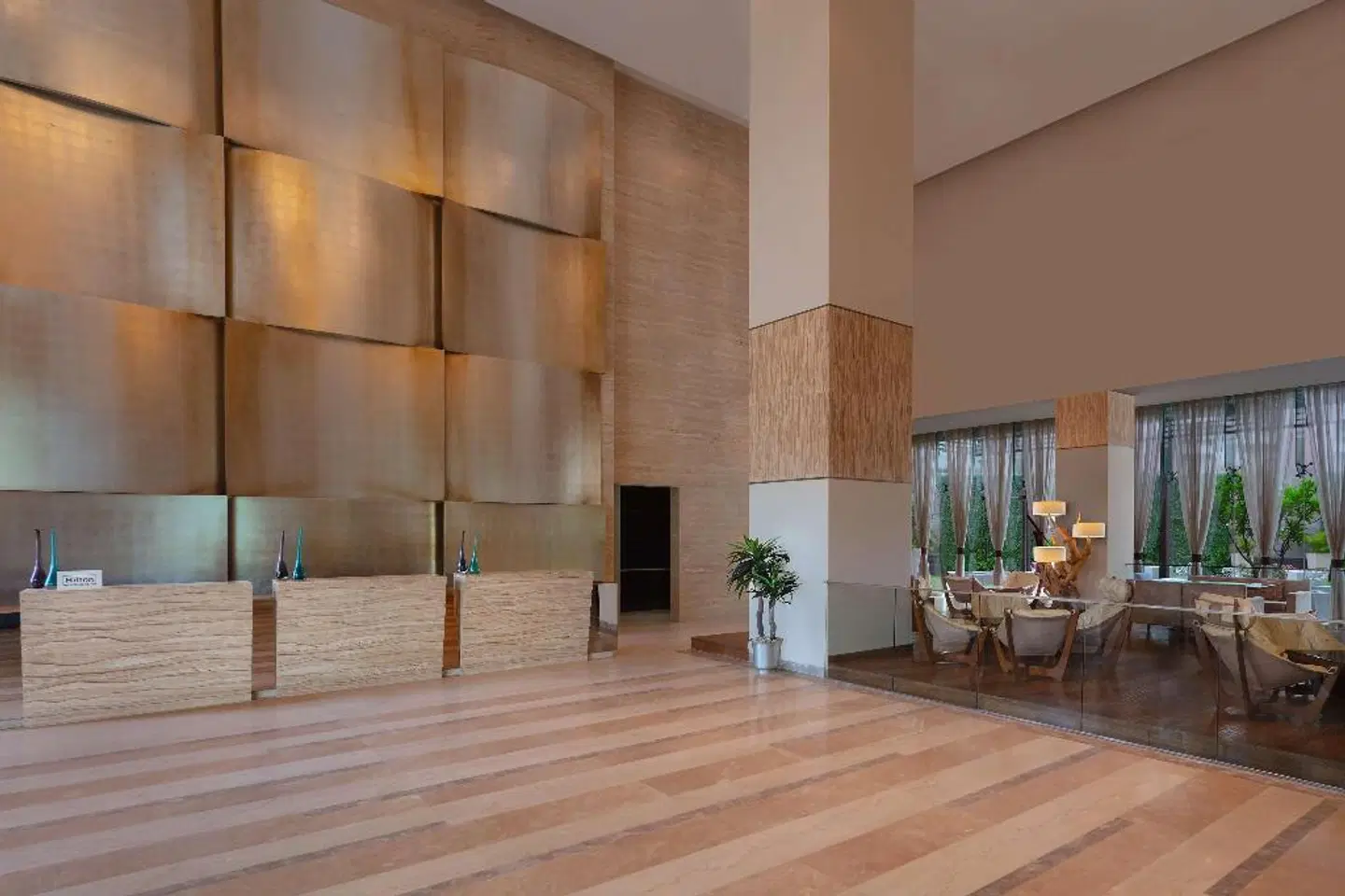 DoubleTree by Hilton Gurugram Baani Square LOUNGE_LOBBY