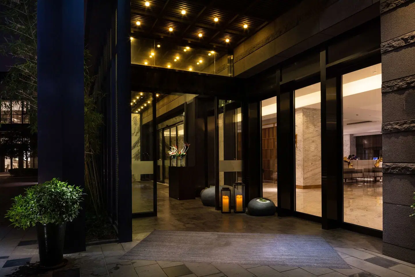 DoubleTree by Hilton Shanghai Hongqiao EXTERIOR