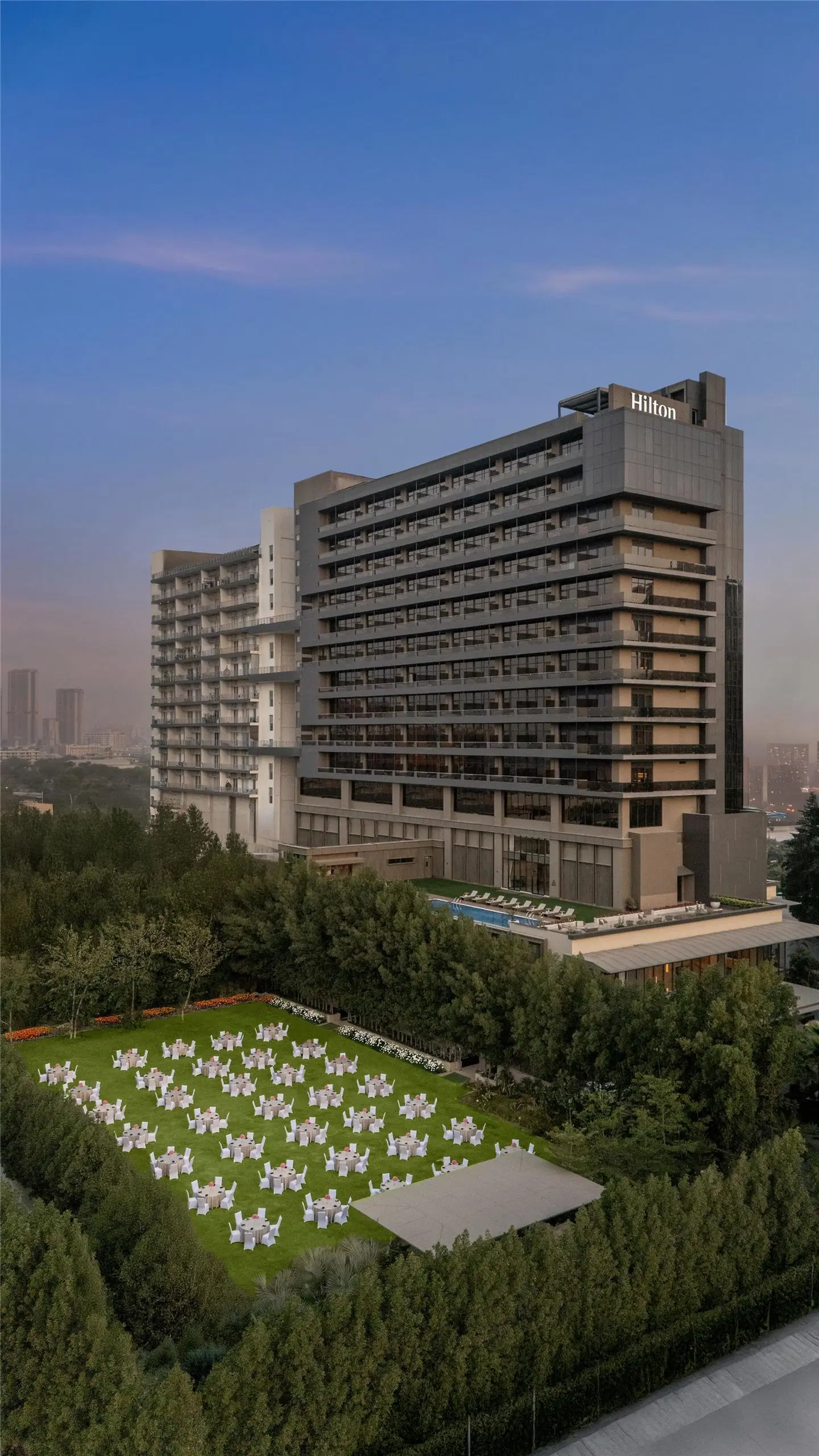 Hilton Gurugram Baani City Centre EXTERIOR