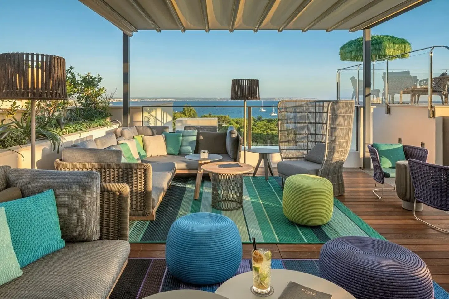 El Llorenc Parc de la Mar TERRACE