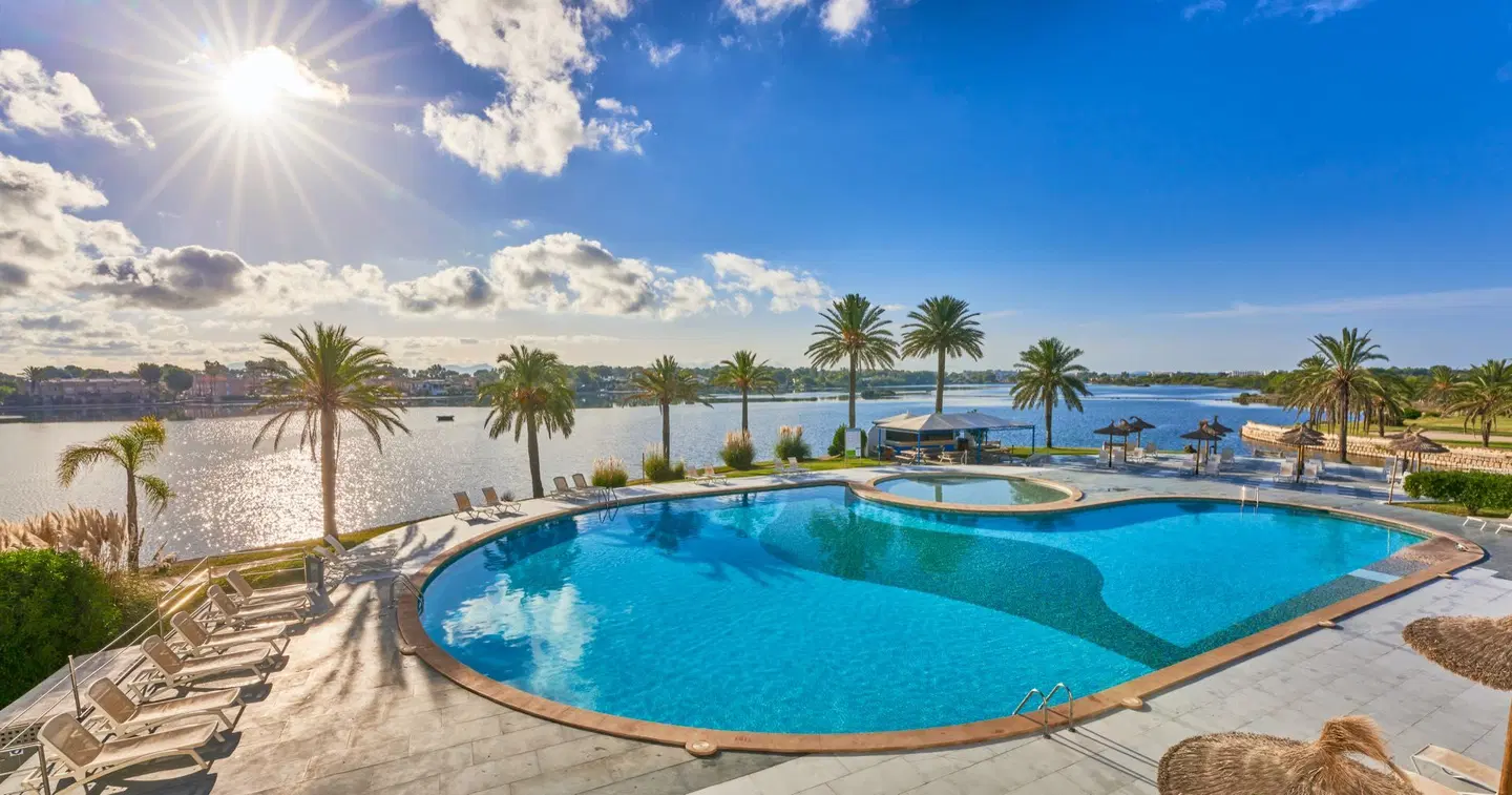 BelleVue Club OUTDOOR_POOL