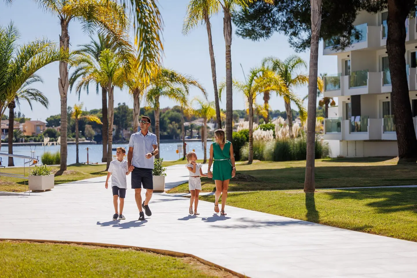 BelleVue Club Mallorca PEOPLE