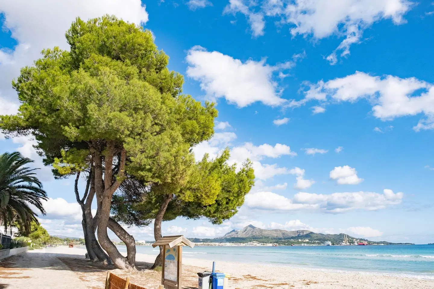 Eix Platja Daurada & Spa BEACH