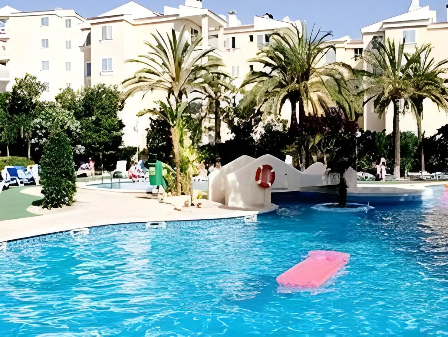 Plazamar Family Resort OUTDOOR_POOL