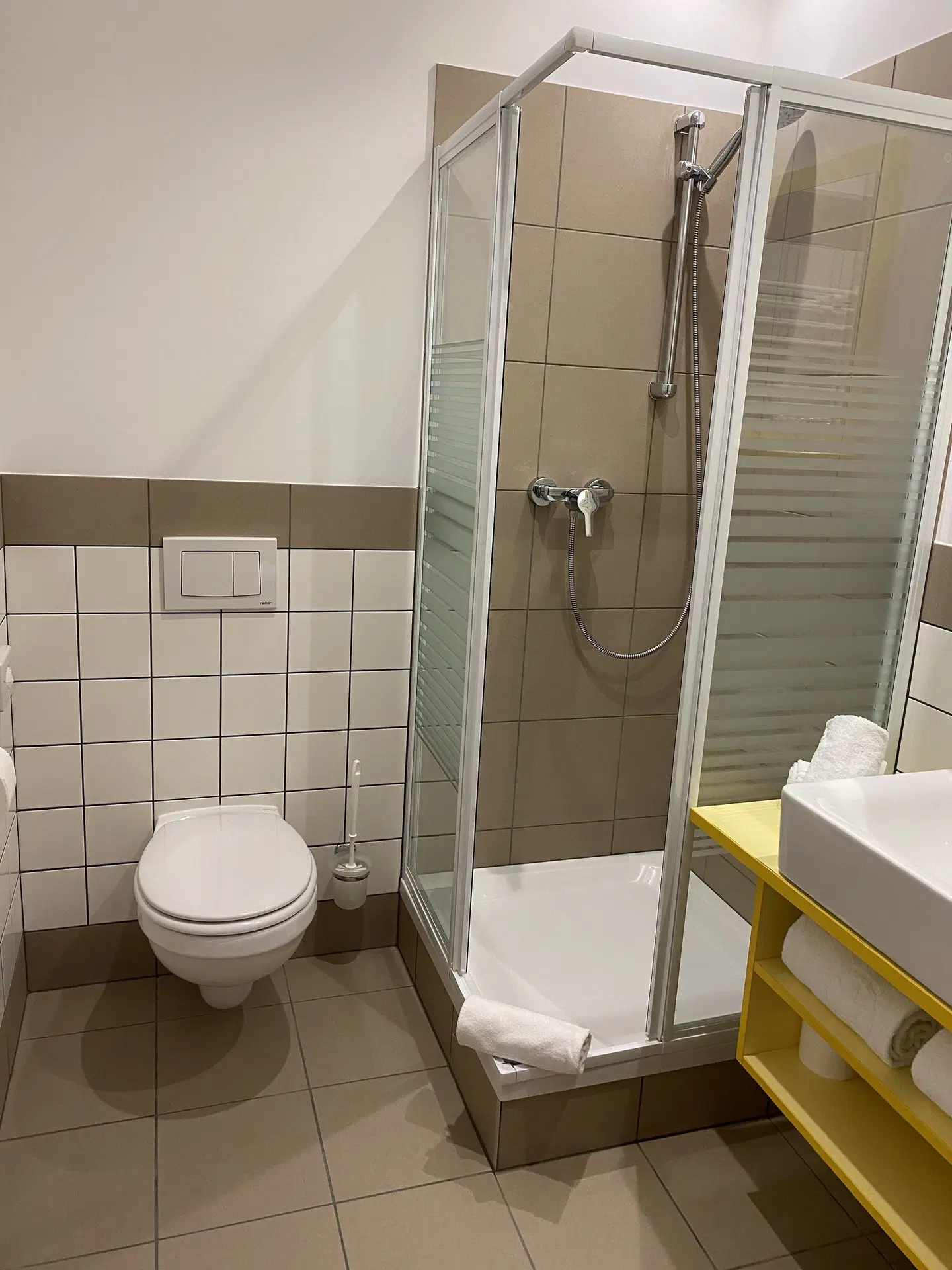 Winrooms & Apartments Badezimmer