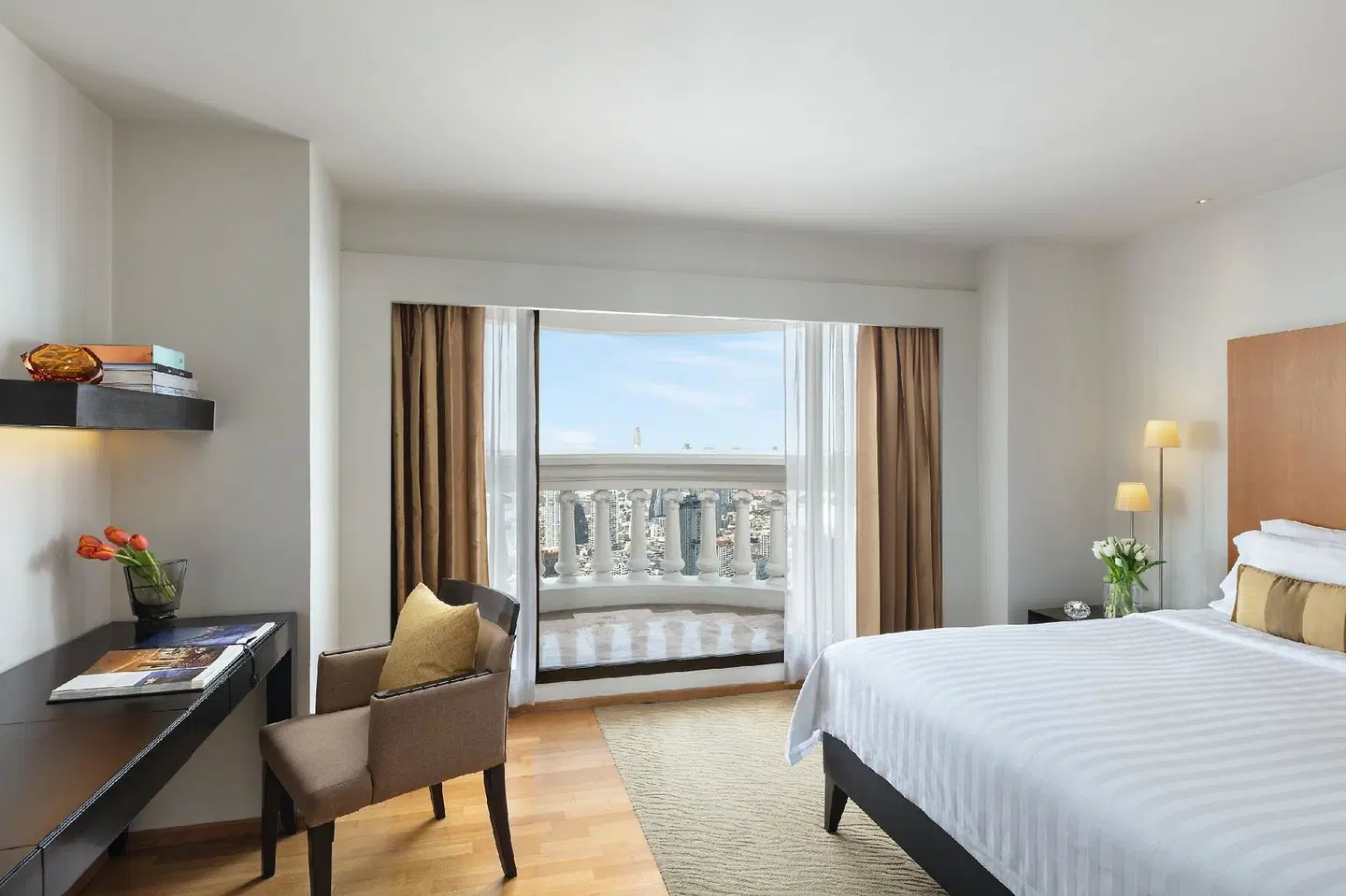 Lebua at State Tower ROOM_EXAMPLE