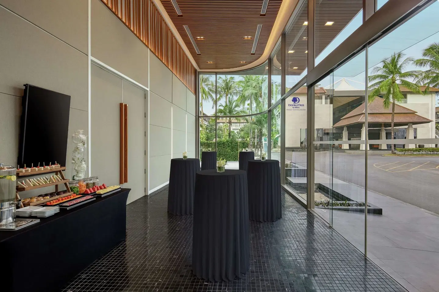 DoubleTree by Hilton Phuket Banthai Resort LOUNGE_LOBBY