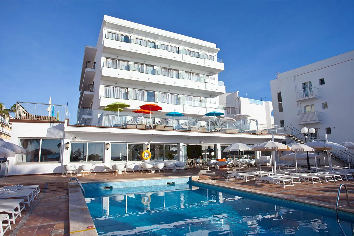 Anba Romani EXTERIOR