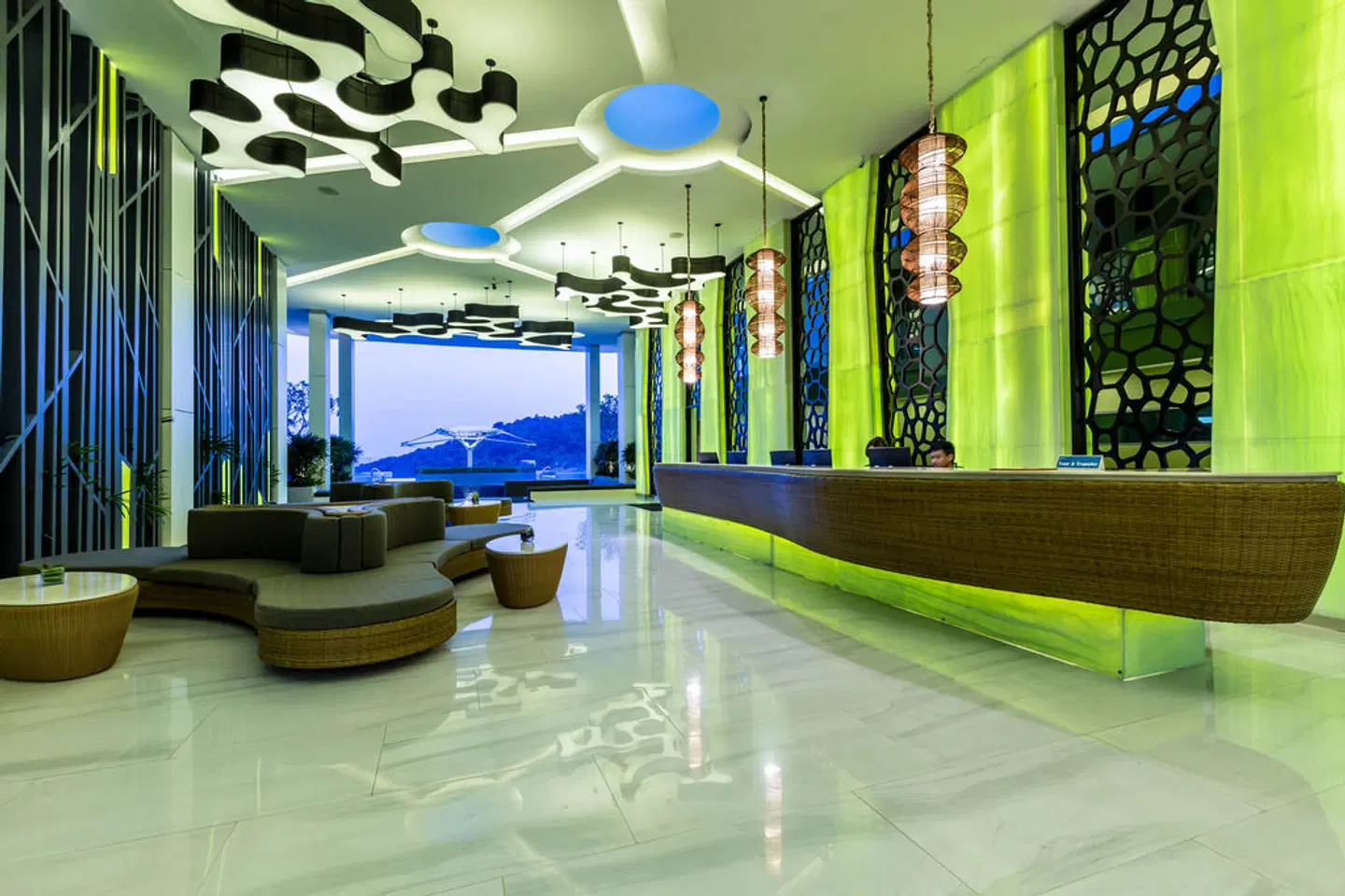 Crest Resort & Pool Villas Hallenbad