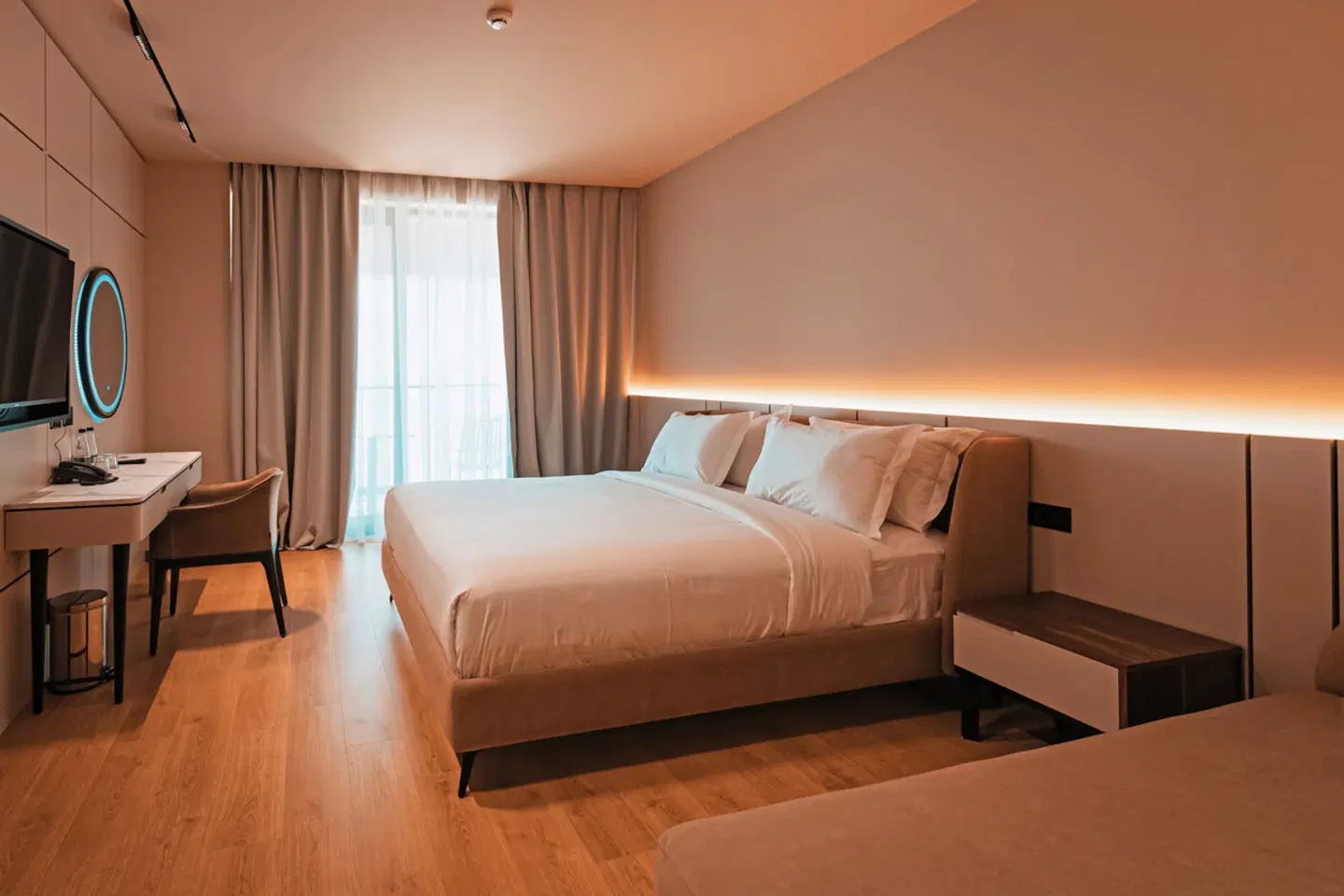 Royal G Deluxe Hotel & Spa ROOM_EXAMPLE