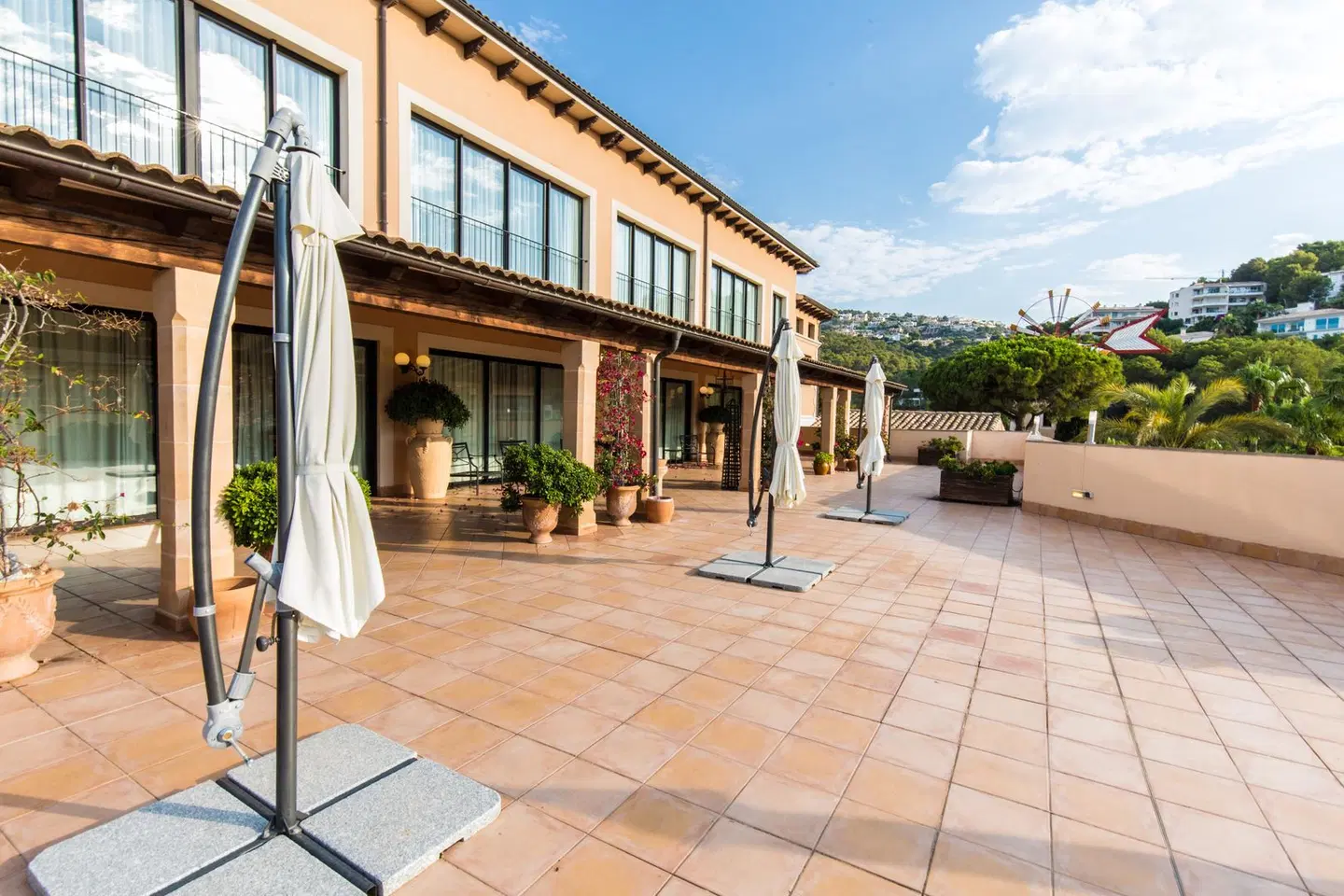 Mon Port & Spa EXTERIOR