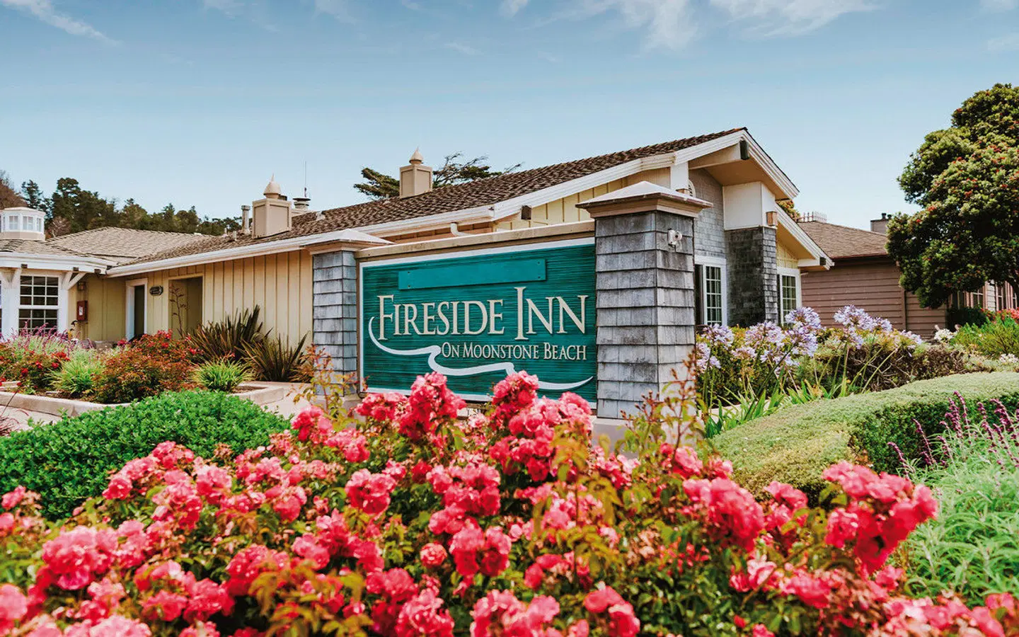 Fireside Inn on Moonstone Beach EXTERIOR