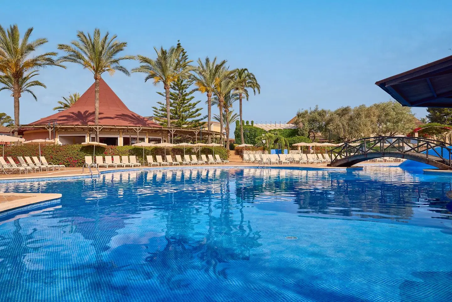 Zafiro Ca'n Picafort OUTDOOR_POOL