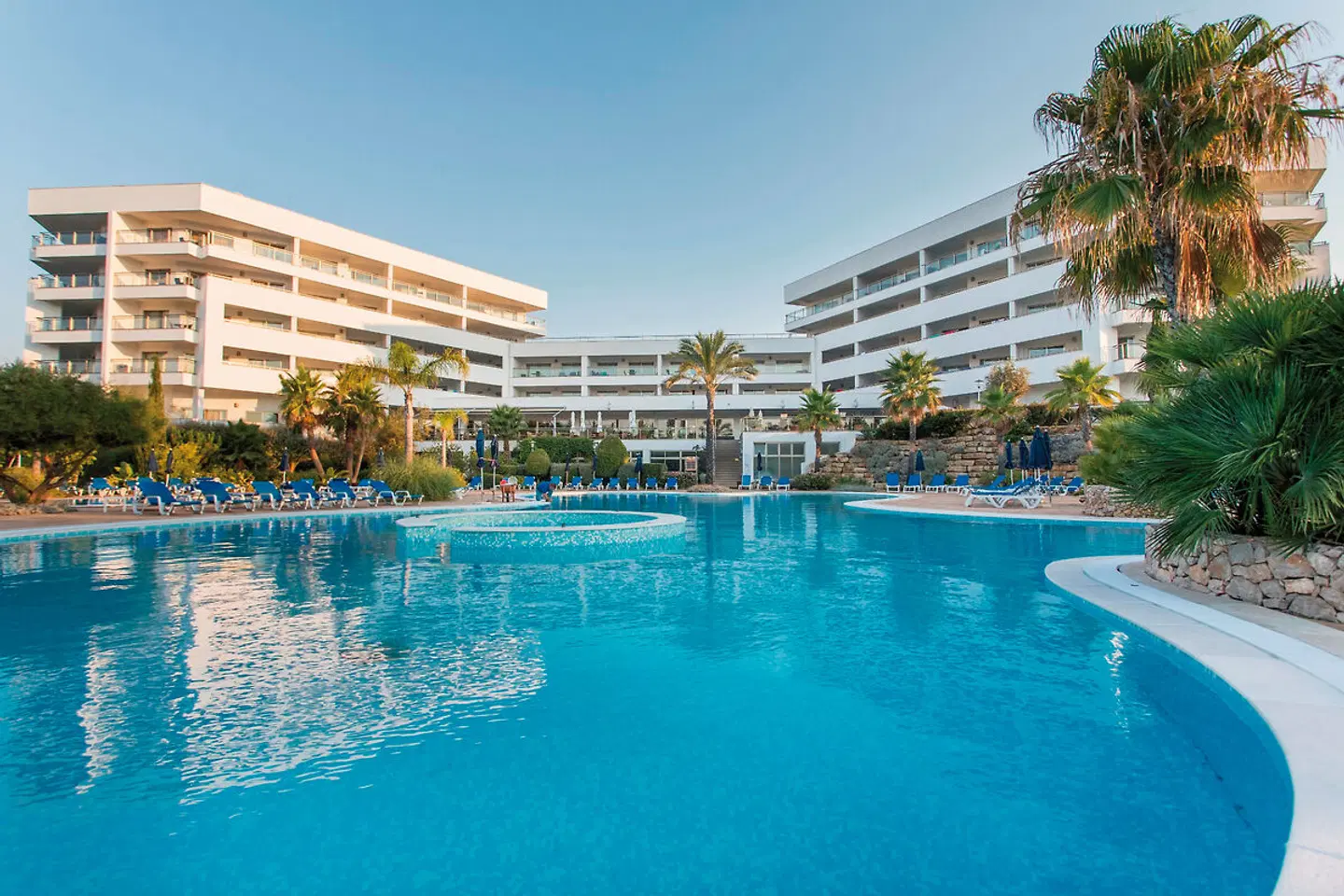 Alfagar Aparthotel OUTDOOR_POOL