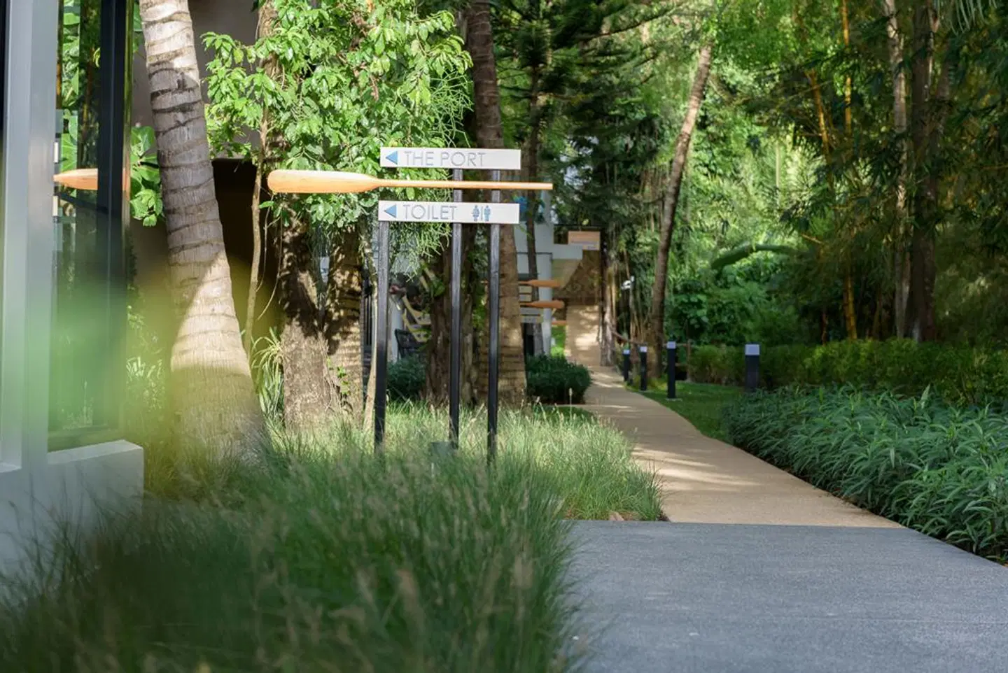 Deevana Krabi Resort Garten