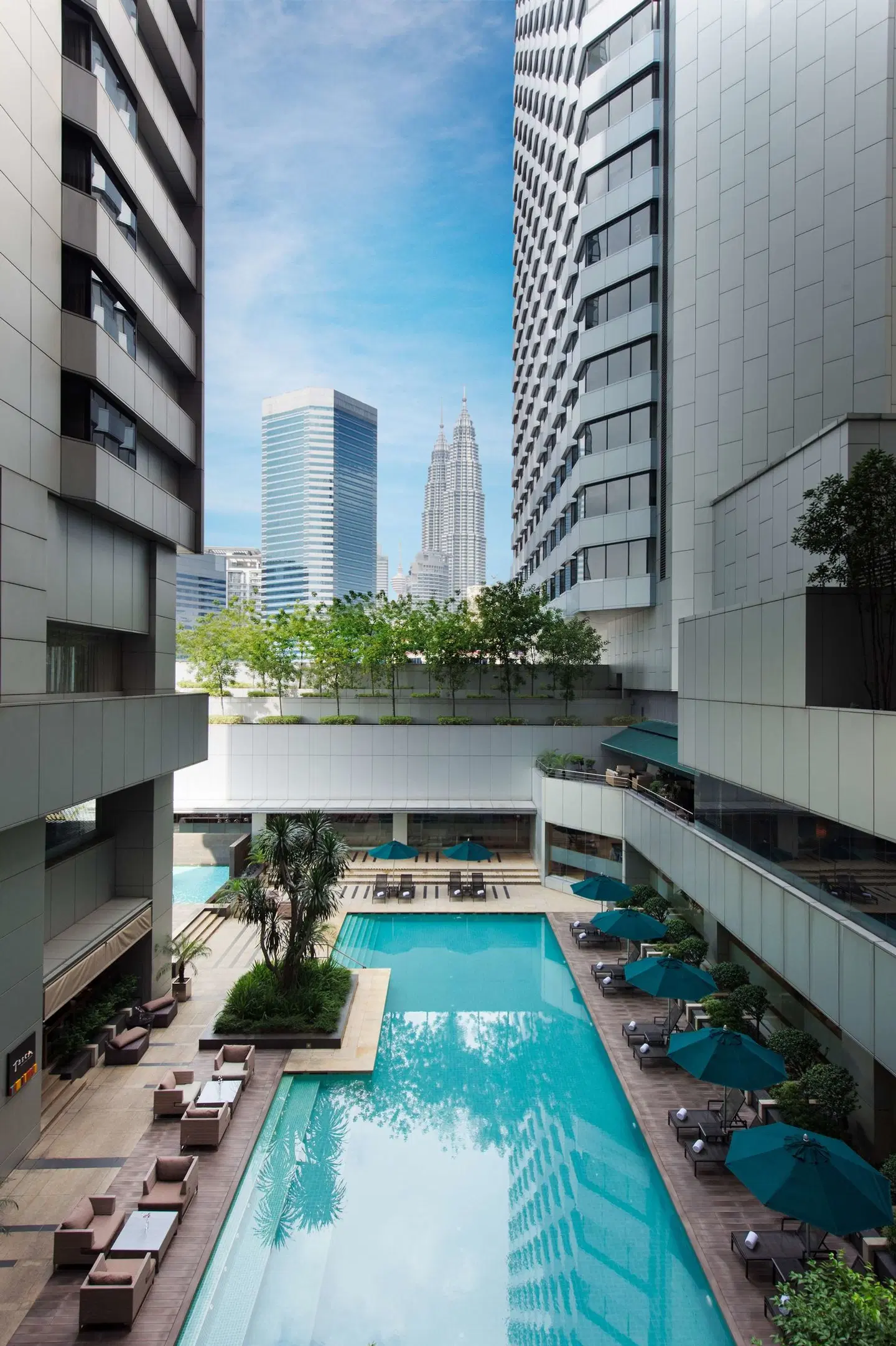 DoubleTree By Hilton Kuala Lumpur EXTERIOR