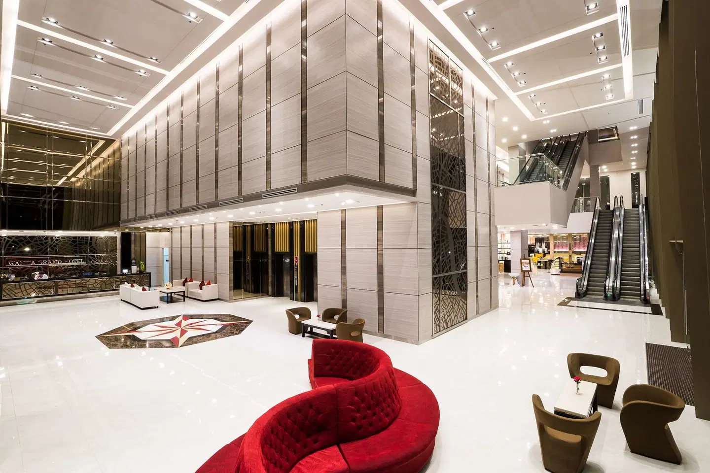 BEST WESTERN PLUS Wanda Grand Hotel LOUNGE_LOBBY