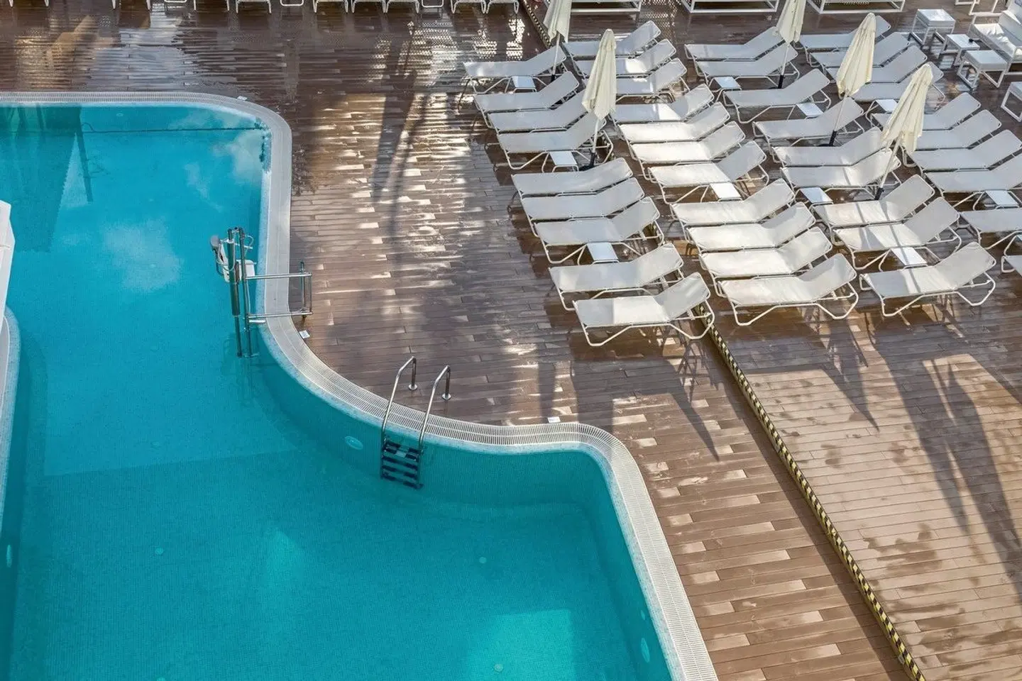 Welikehotel Triton Beach OUTDOOR_POOL