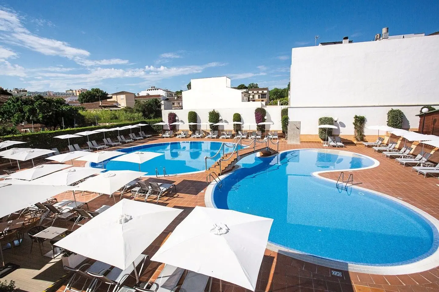 BQ Ca'n Picafort OUTDOOR_POOL