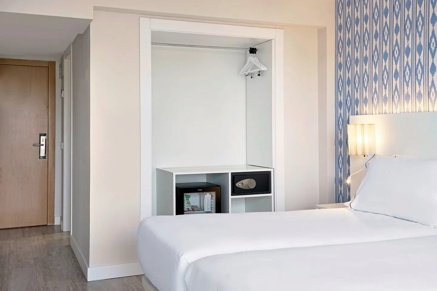 Exe Portals Nous ROOM_EXAMPLE