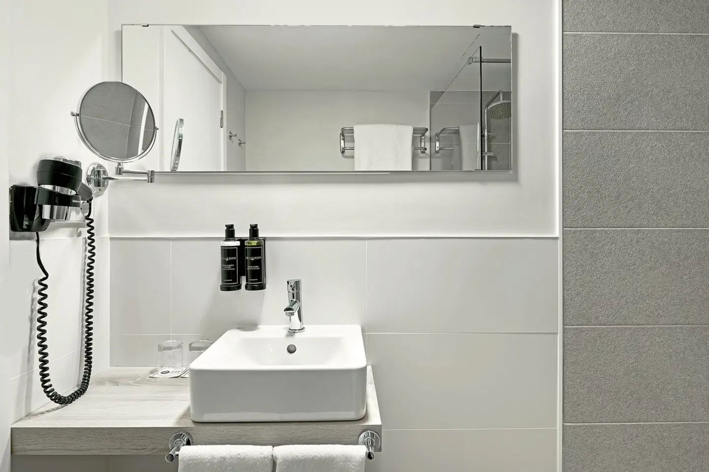 Exe Portals Nous Badezimmer