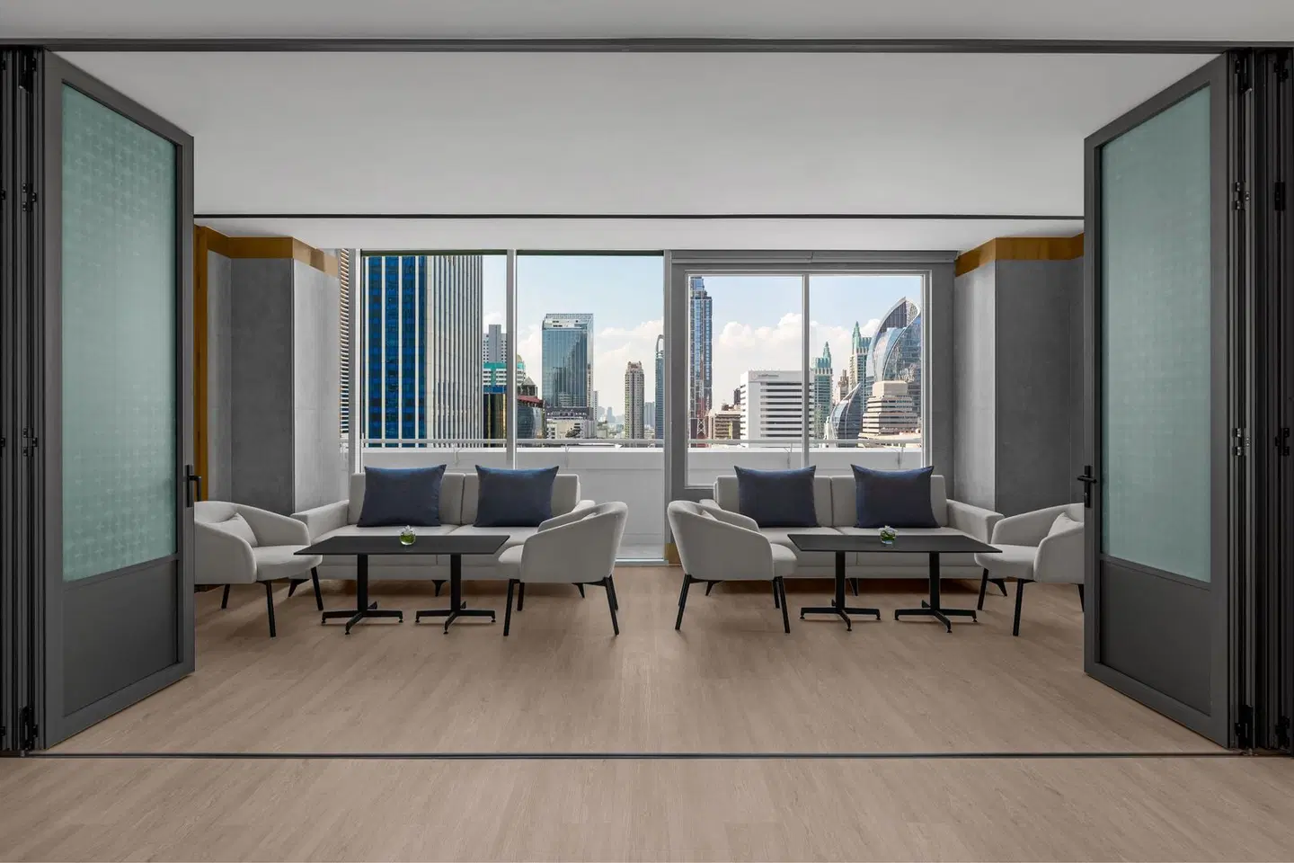 Courtyard by Marriott Bangkok LOUNGE_LOBBY