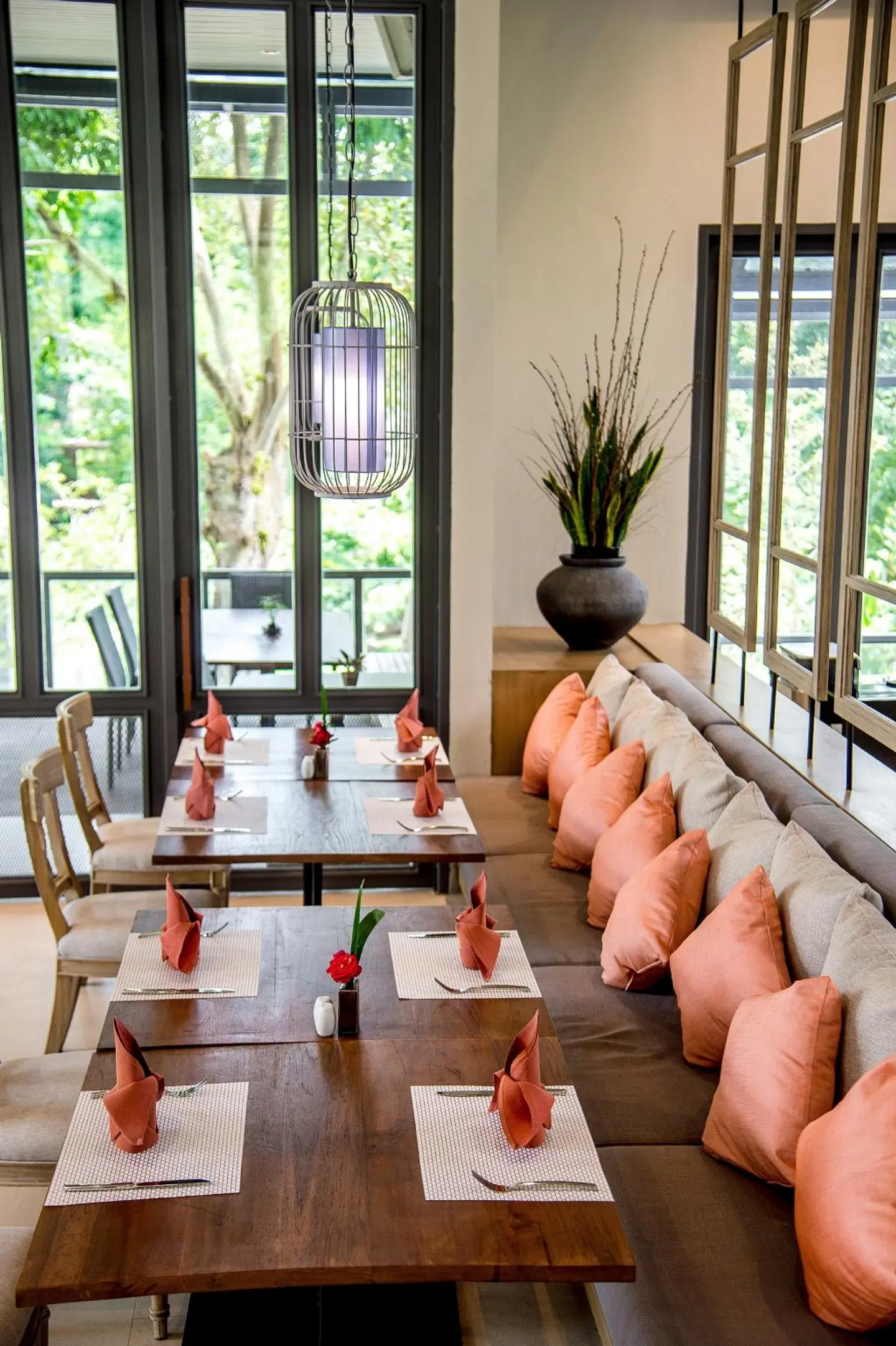 Flora Creek Chiang Mai Restaurant