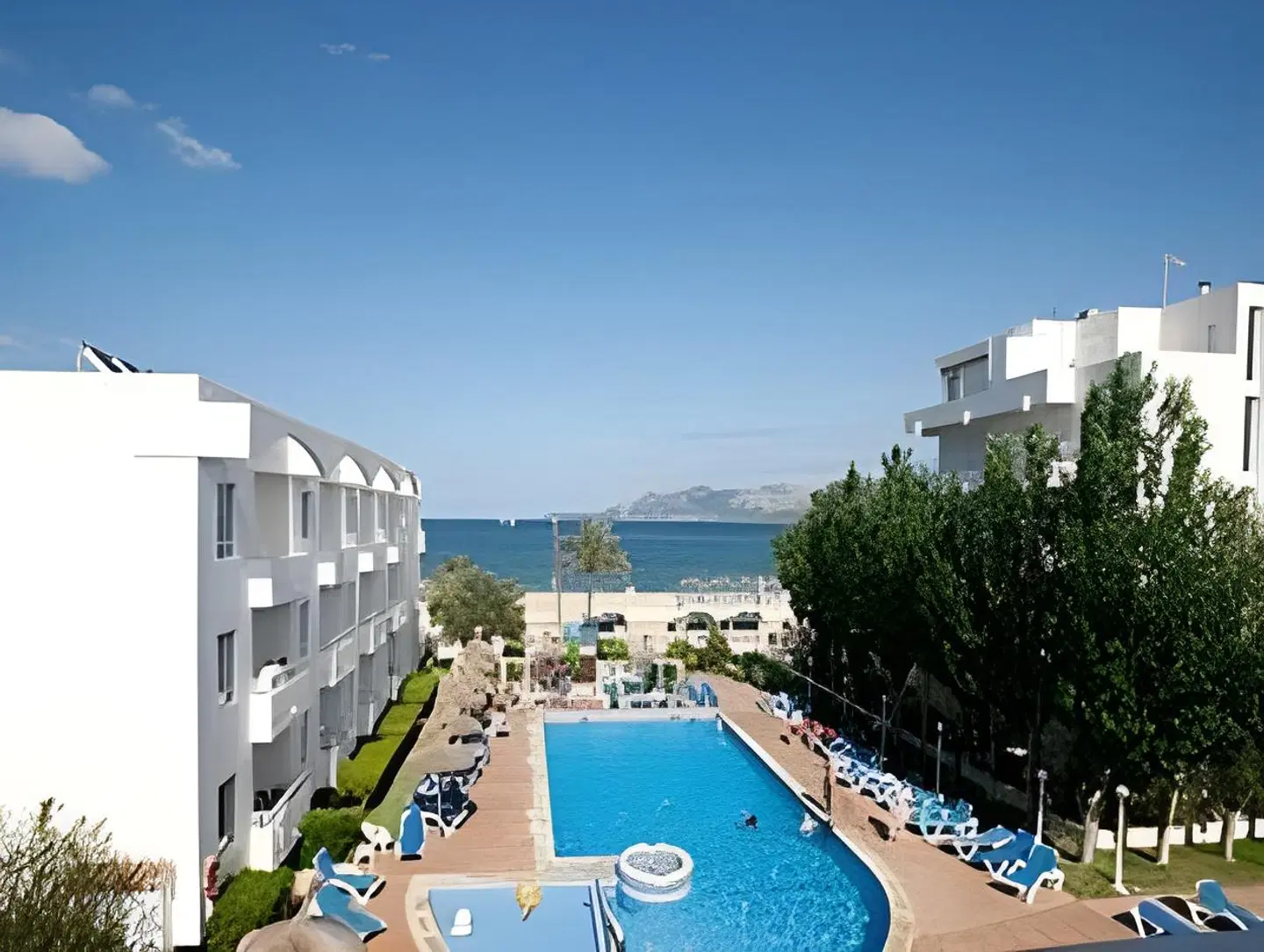 Cabot Hobby Club OUTDOOR_POOL