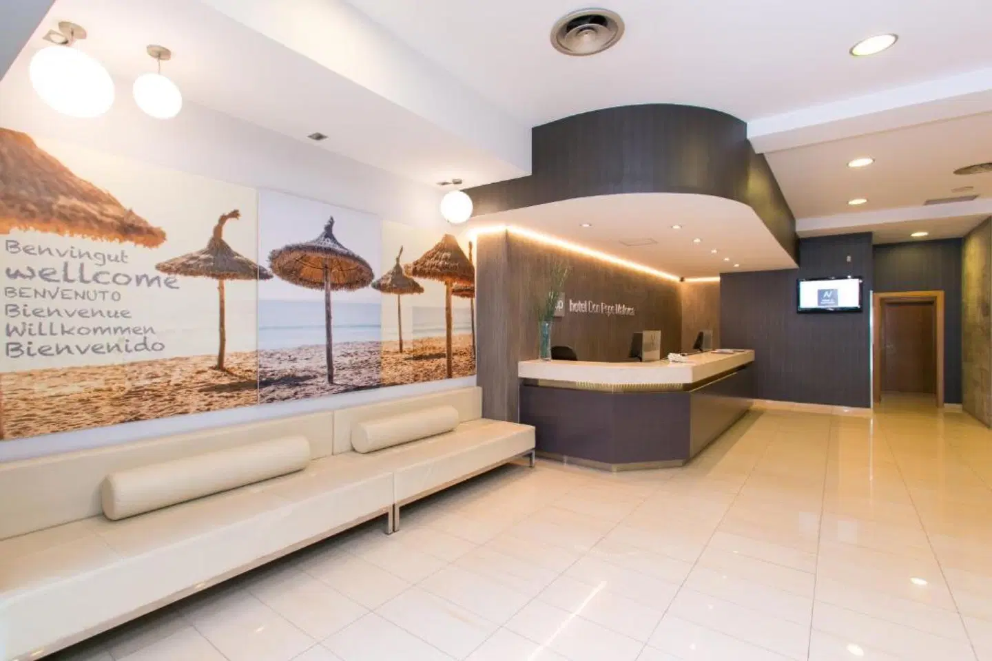 AV Hotels Don Pepe Badezimmer