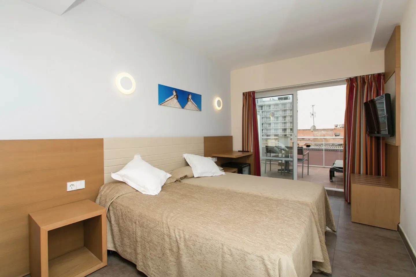 Don Pepe ROOM_EXAMPLE