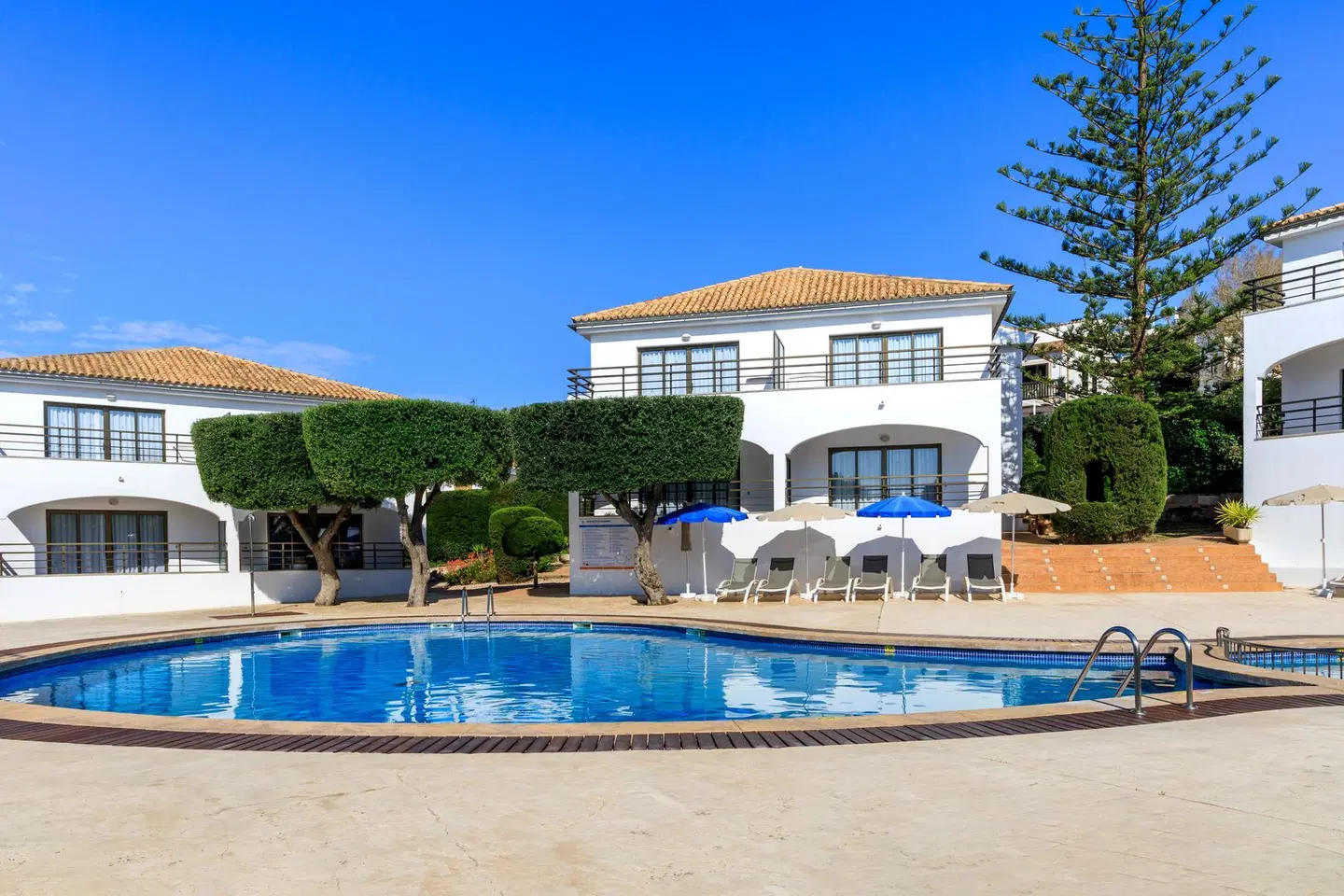 Alcanada Golf OUTDOOR_POOL