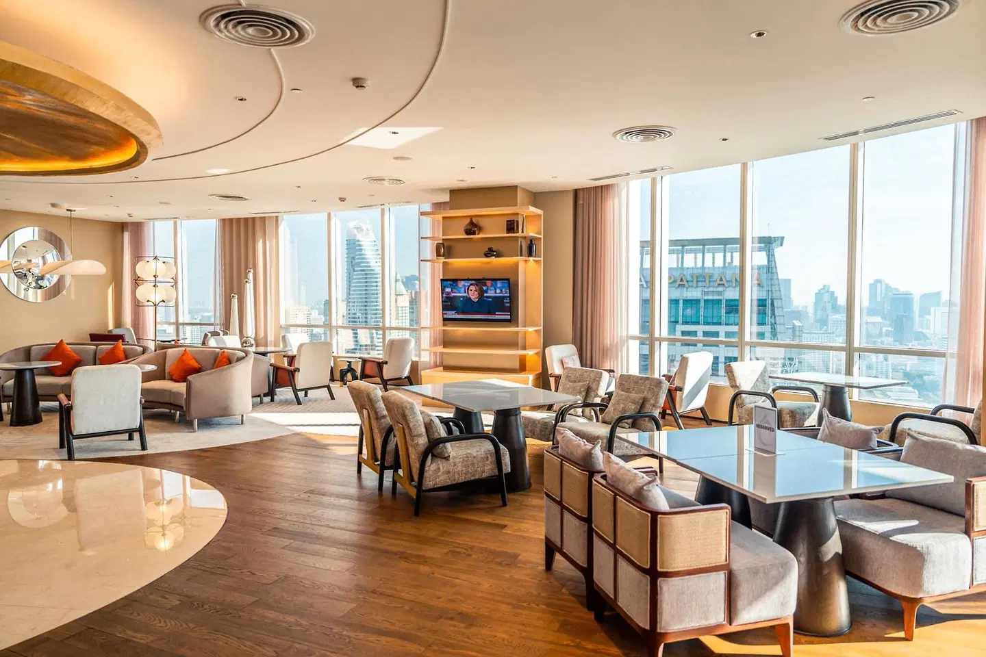 Centara Grand at CentralWorld LOUNGE_LOBBY