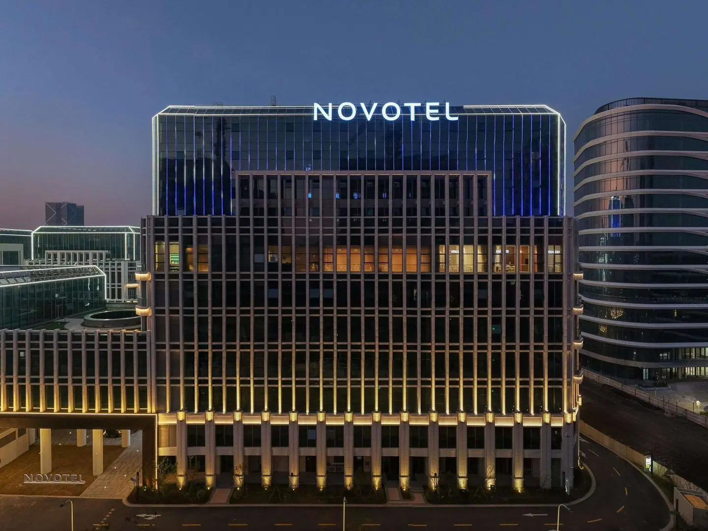 Novotel Shanghai Lingang EXTERIOR