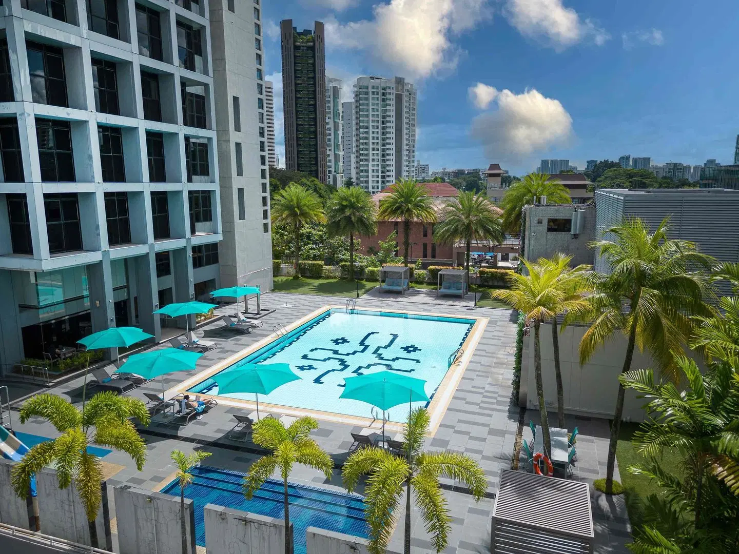 Novotel Living Singapore Orchard OUTDOOR_POOL