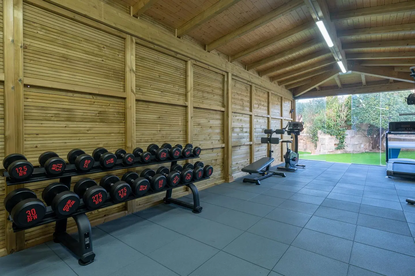 THB Maria Isabel SPORTS_AND_LEISURE