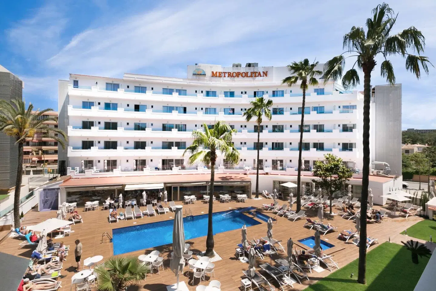 Metropolitan Playa Hotel EXTERIOR