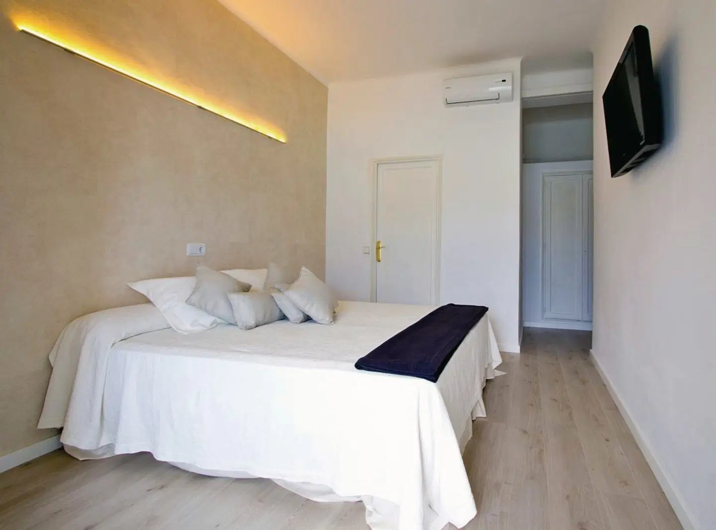 Brismar ROOM_EXAMPLE