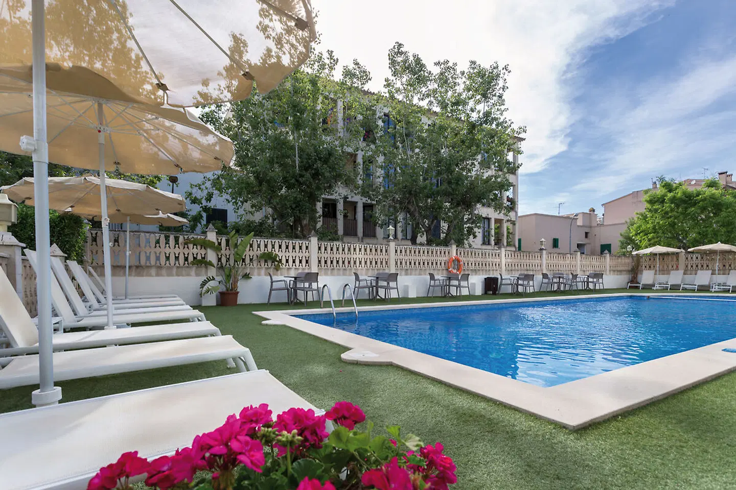 FERGUS Style Sóller Beach OUTDOOR_POOL