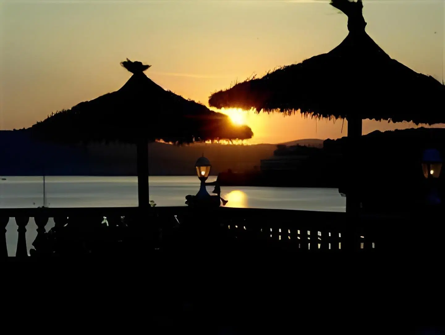 Navia Santa Ponsa EXTERIOR