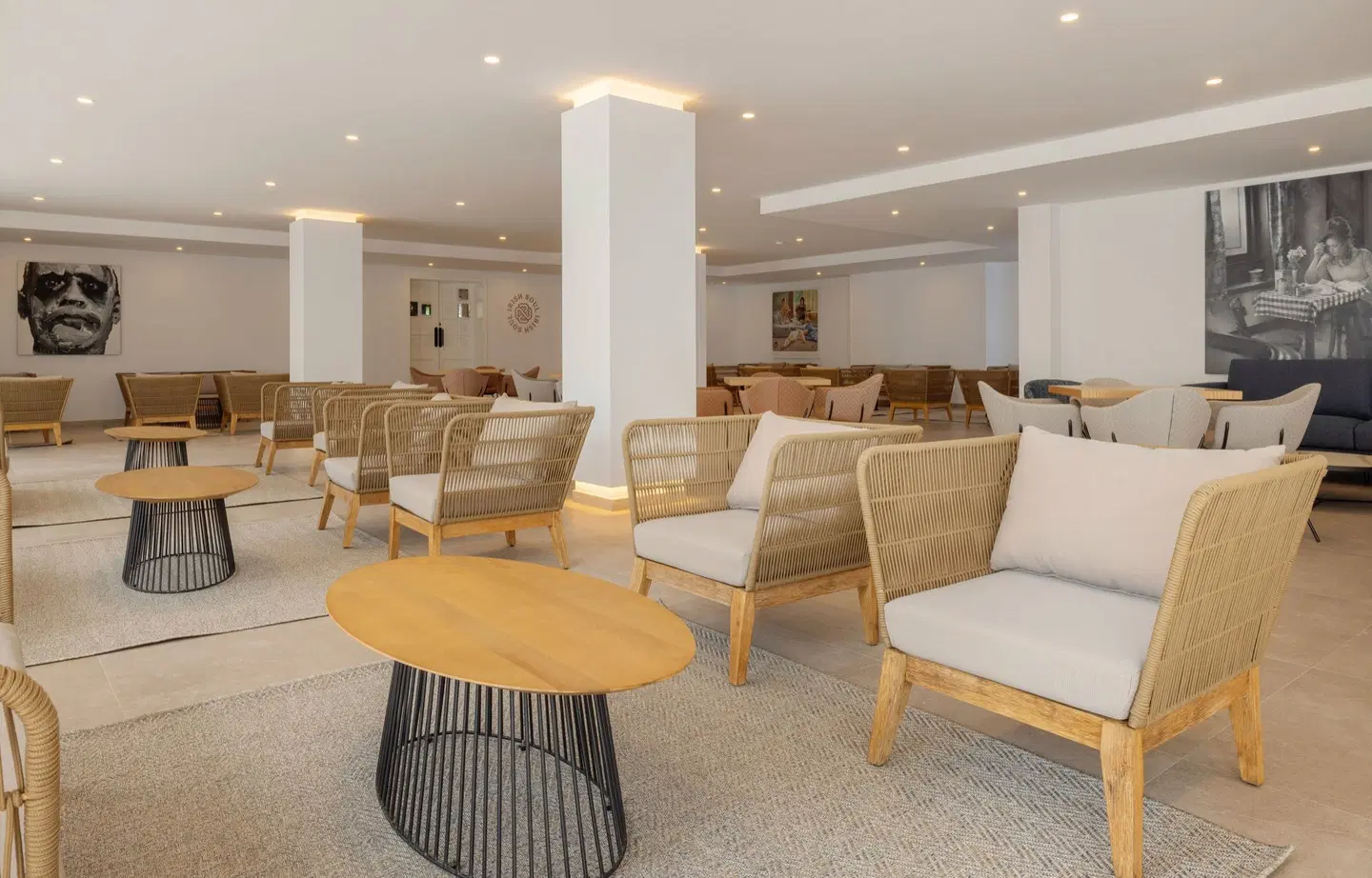 HM Isabela LOUNGE_LOBBY