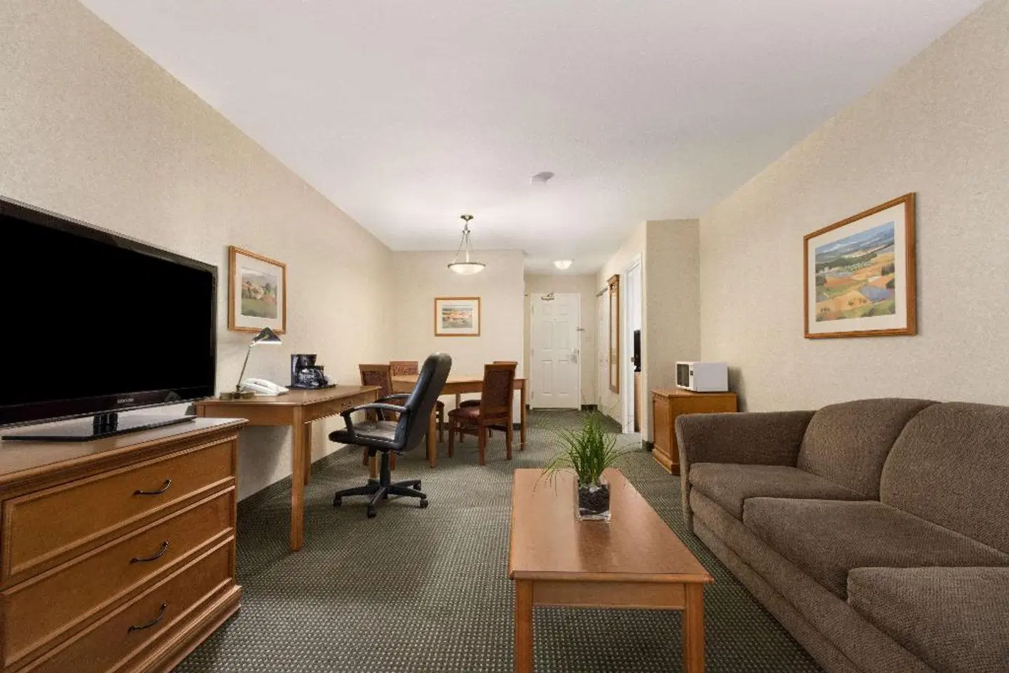 Days Inn by Wyndham Saskatoon LOUNGE_LOBBY