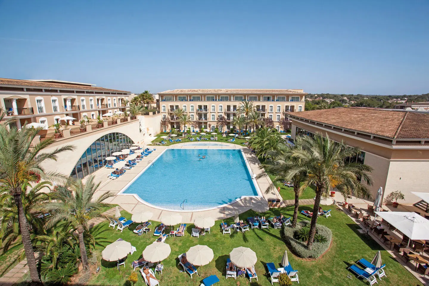Grupotel Playa de Palma Suites & Spa OUTDOOR_POOL